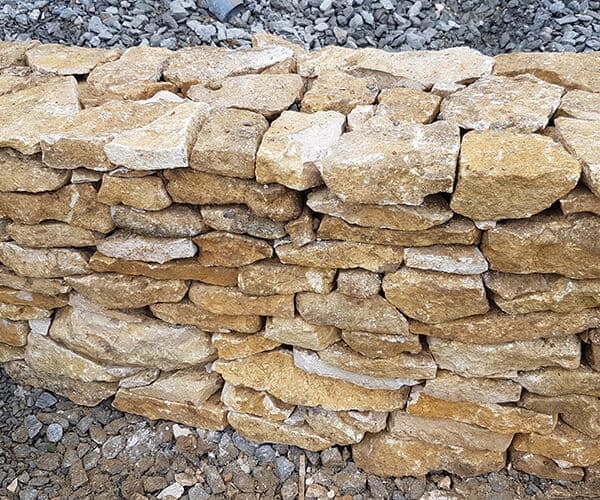 Murs pierres séchés
